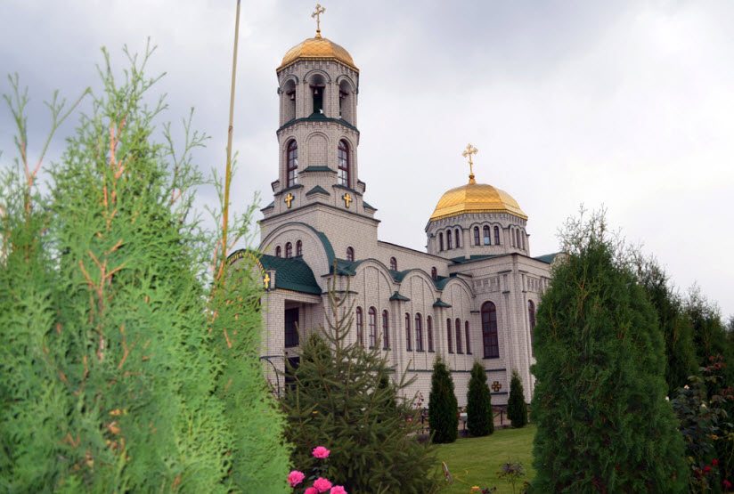 Церковь Новомучеников Воронежских.